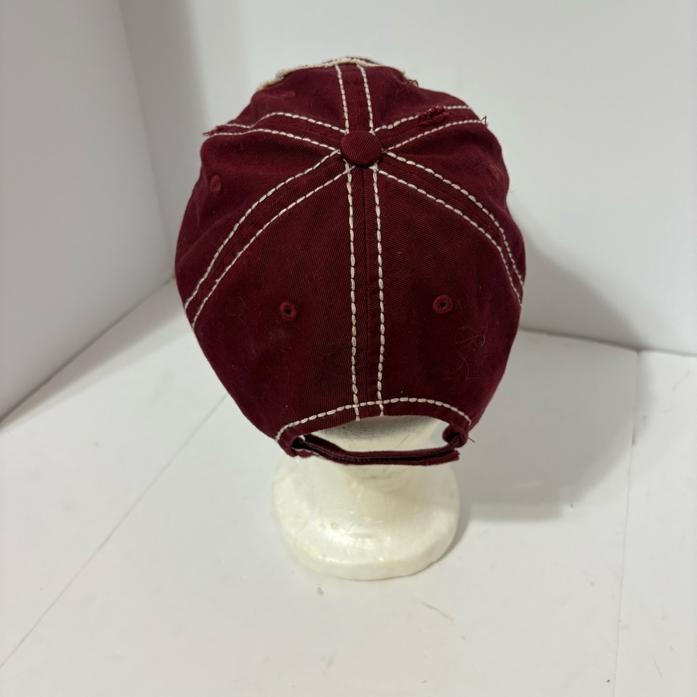 Embroidered Cap "Sip Happens" in teal and brown, a with a smiling wine glass. - Picture 4 of 6